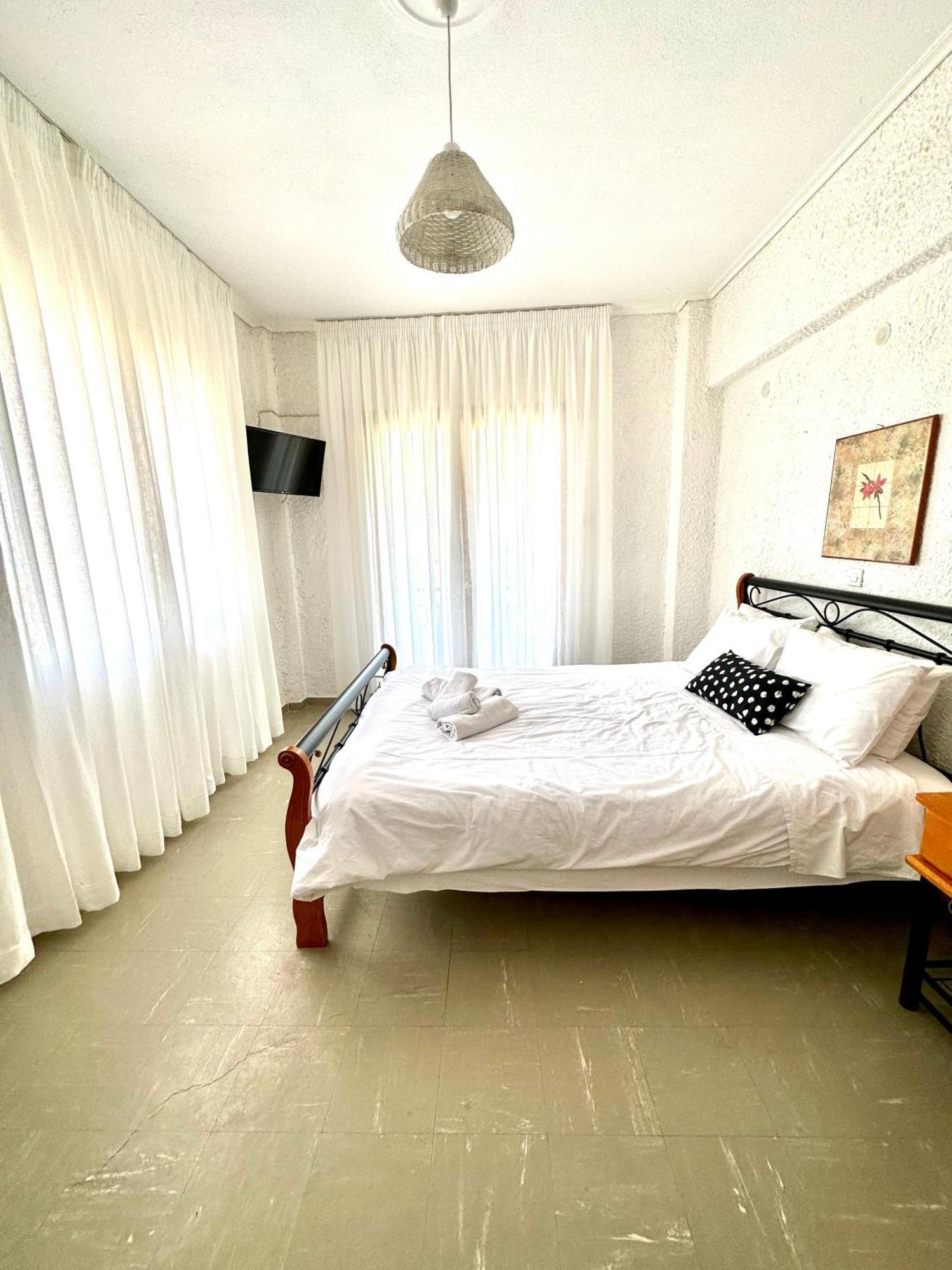 Katerina Apartments Neos Pirgos Room photo