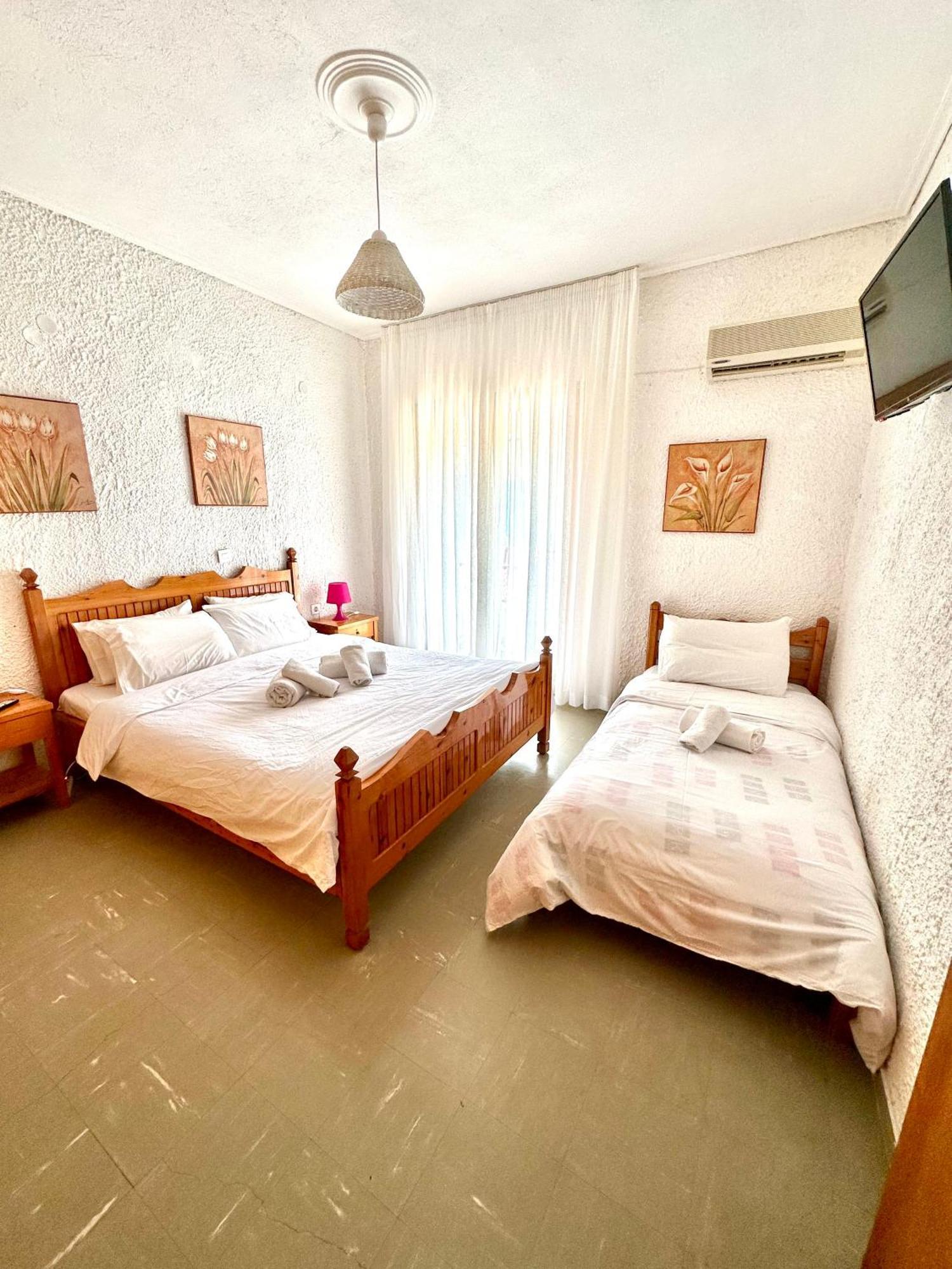 Katerina Apartments Neos Pirgos Room photo