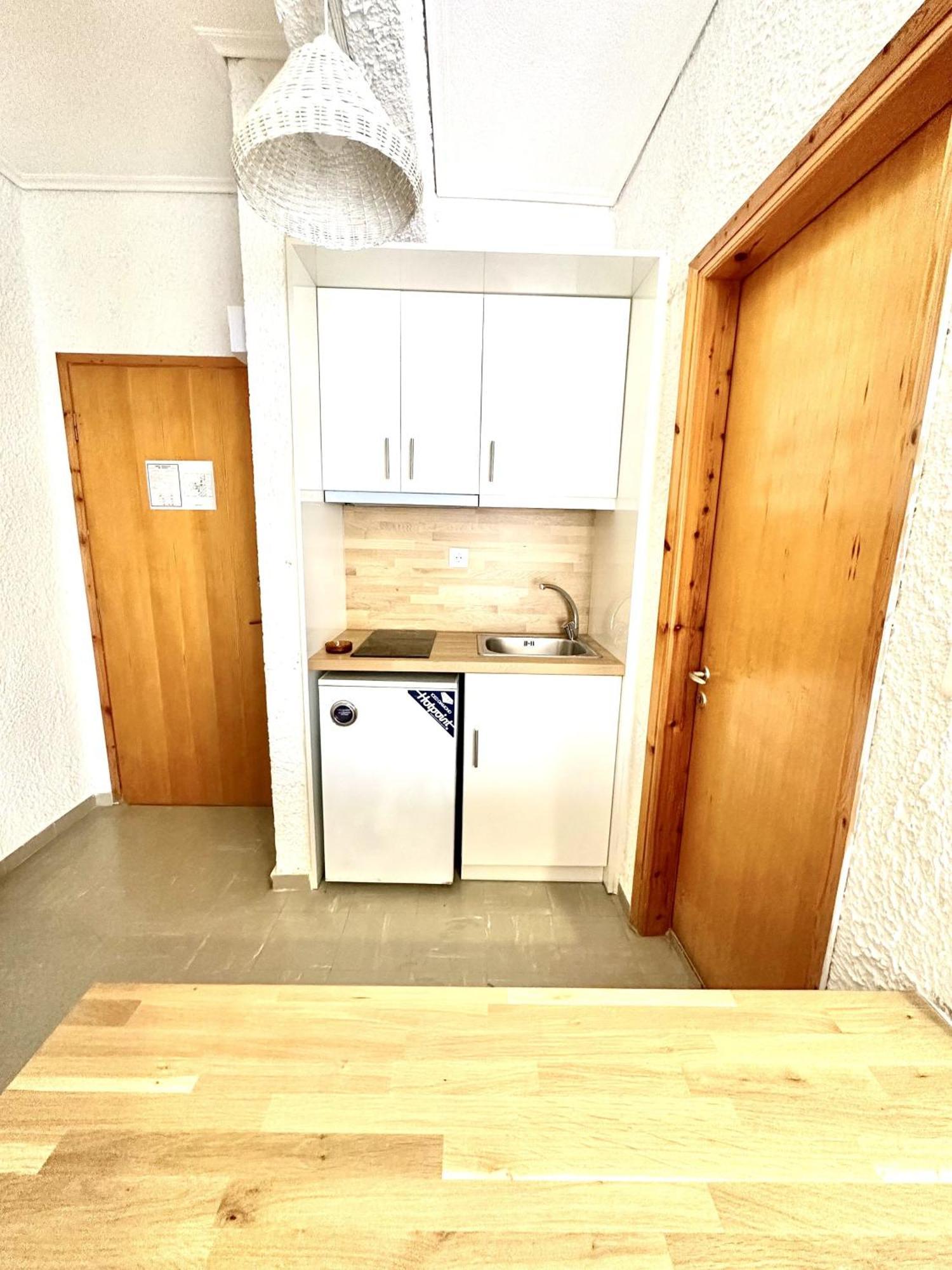 Katerina Apartments Neos Pirgos Room photo
