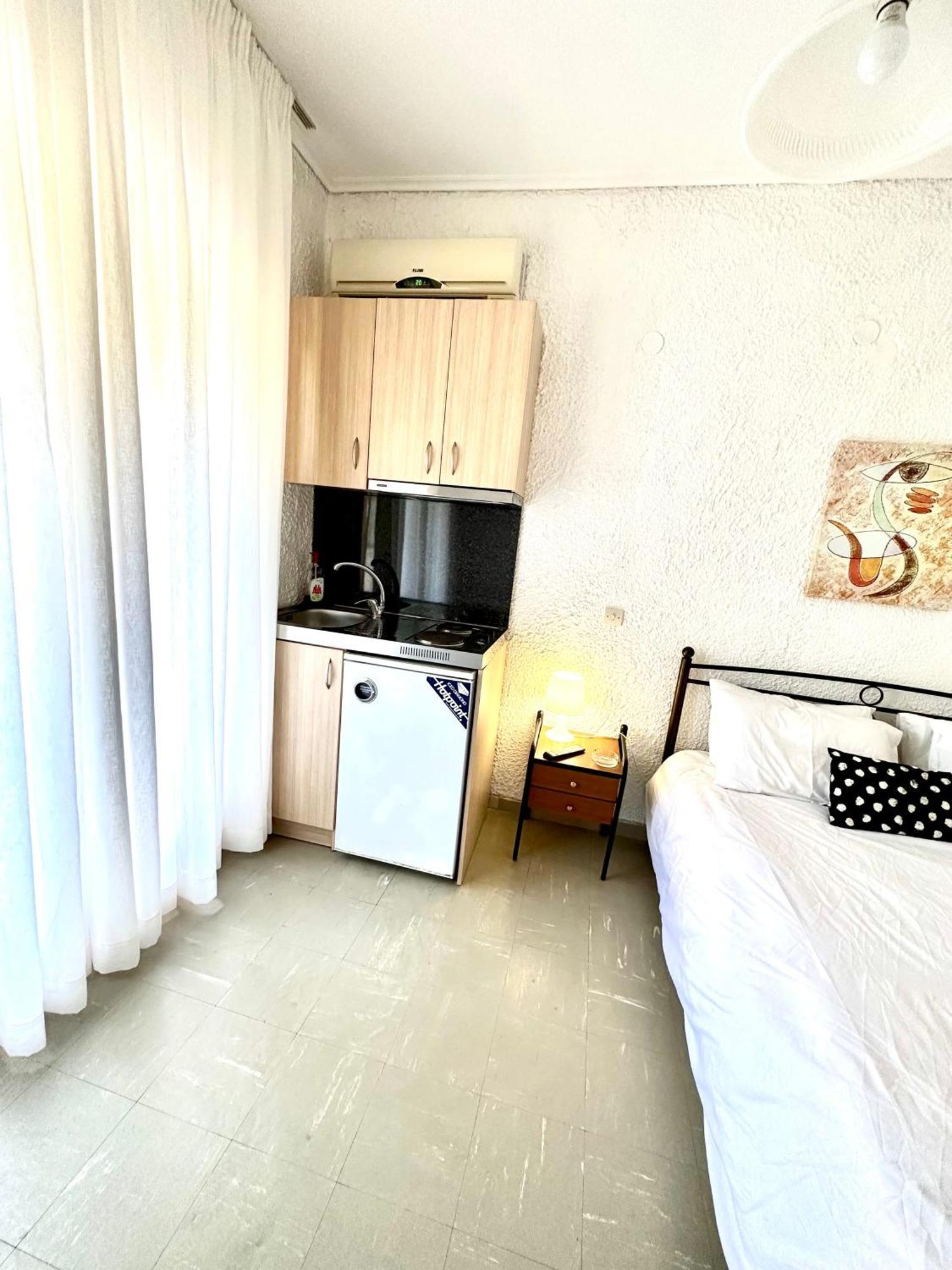 Katerina Apartments Neos Pirgos Room photo